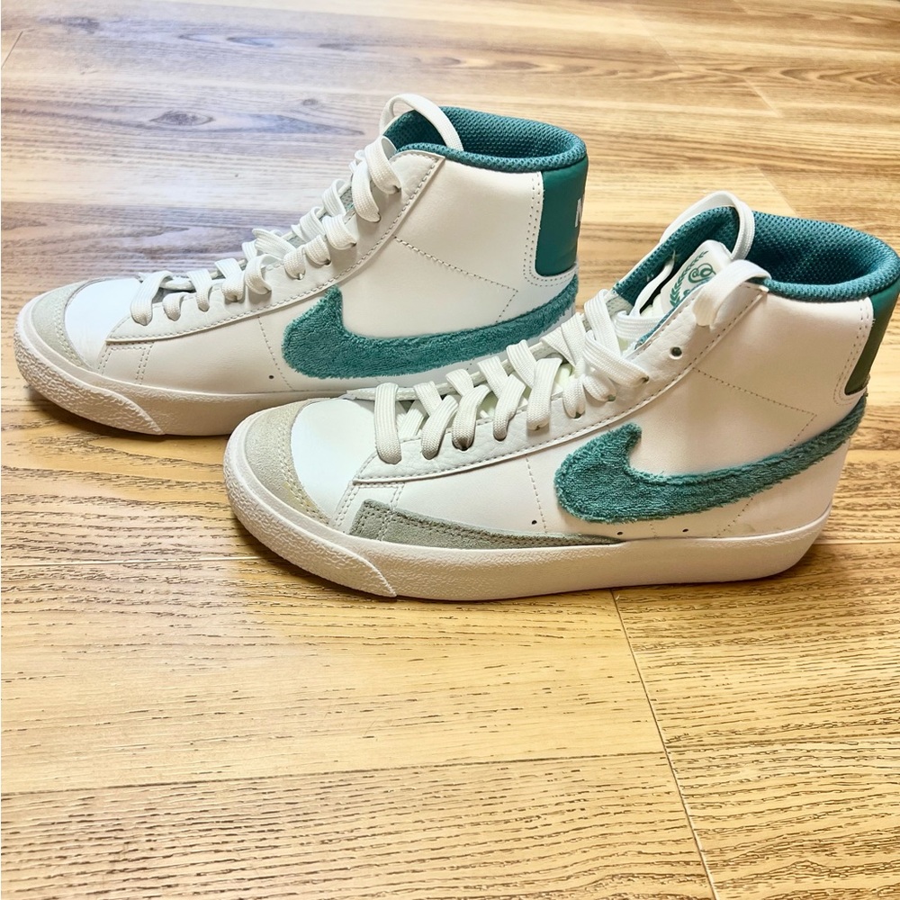 Nike Kids Blazer Mid ‘77 SE Sneaker